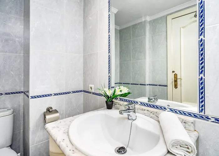 Appartement Eurosol-3 By Interhome Torremolinos